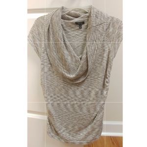 Short sleeve sweater